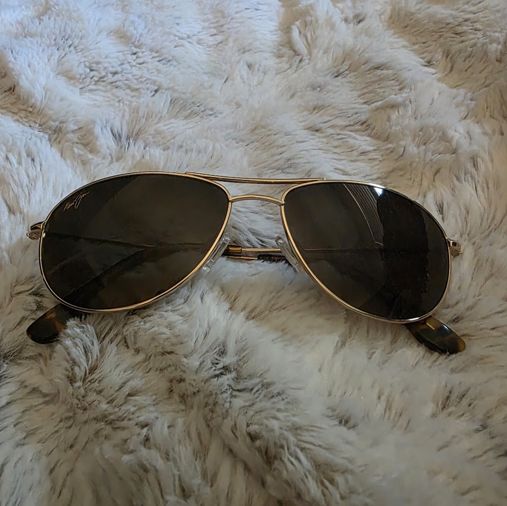 Gold Aviator Sunglasses